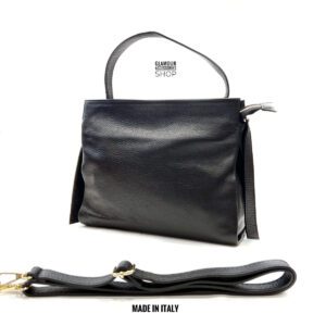 https://glamouraccessoriesshop.it/wp-content/uploads/2025/06/borsa-donna-vera-pelle-made-in-Italy-a-spalla-un-manico-e-tracolla-lunga-regolabile-nera-300x300.jpeg